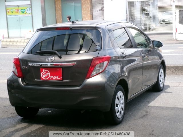 toyota vitz 2012 -TOYOTA--Vitz DBA-NSP130--NSP130-2057386---TOYOTA--Vitz DBA-NSP130--NSP130-2057386- image 2