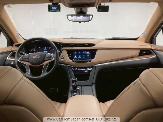 cadillac xt5 2022 CFJ1792152 image 2
