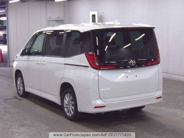 toyota noah 2022 CFJ1771820 image 2