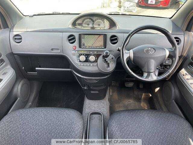 toyota sienta 2013 504928-923016 image 1