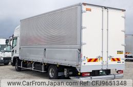 car_0fc830ef-3195-409f-ad3e-