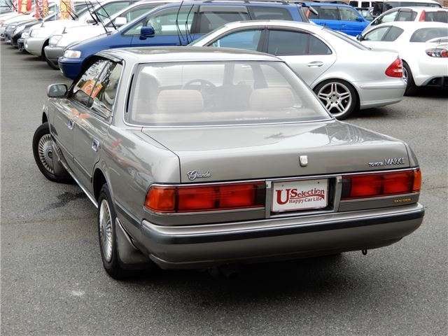 1990 Toyota Mark Ii E-GX81 2WD - Car Price $3,571