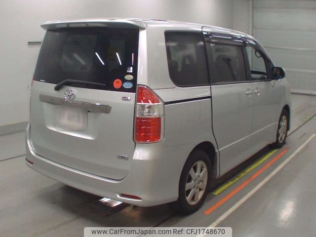 toyota noah 2009 CFJ1748670 image 2