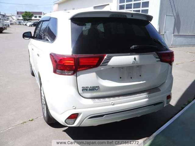 mitsubishi outlander-phev 2019 CFJ1664772 image 2
