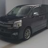 toyota voxy 2013 -TOYOTA--Voxy DBA-ZRR70W--ZRR70-0592389---TOYOTA--Voxy DBA-ZRR70W--ZRR70-0592389- image 1