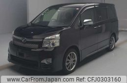 toyota voxy 2013 -TOYOTA--Voxy DBA-ZRR70W--ZRR70-0592389---TOYOTA--Voxy DBA-ZRR70W--ZRR70-0592389-