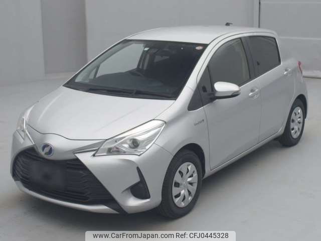 toyota vitz 2017 -TOYOTA--Vitz DAA-NHP130--NHP130-2005568---TOYOTA--Vitz DAA-NHP130--NHP130-2005568- image 1