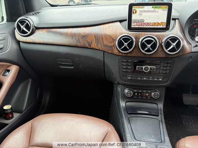 mercedes-benz b-class 2012 CFJ1680408 image 2