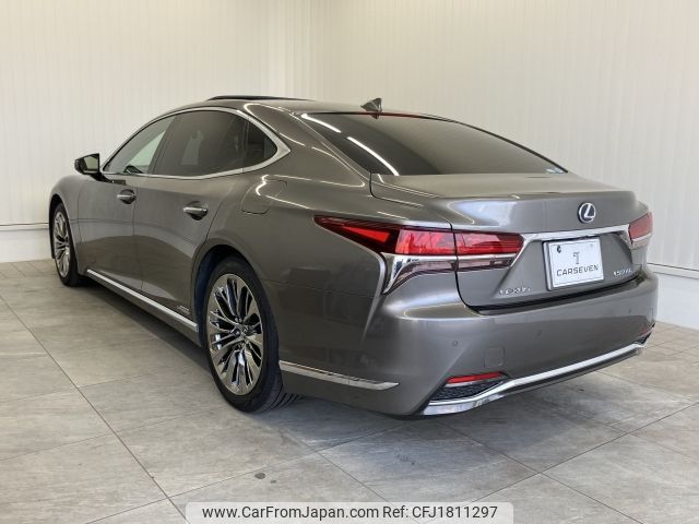 lexus ls 2017 CFJ1811297 image 2