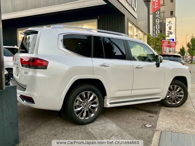 toyota land-cruiser-wagon 2024 CFJ1694863 image 2
