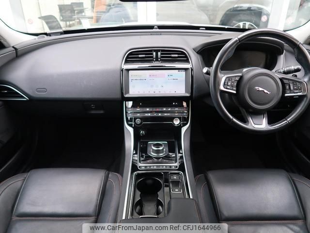 jaguar xe 2019 CFJ1644966 image 2