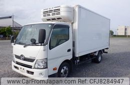 hino dutro 2015 GOO_NET_EXCHANGE_0402951A30230215W001