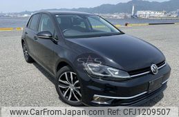 volkswagen golf 2018 sas-2828-A