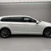 volkswagen passat-variant 2022 CFJ1816087 image 8