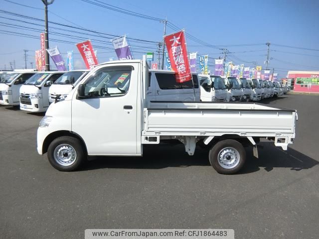 toyota liteace-truck 2017 CFJ1864483 image 2