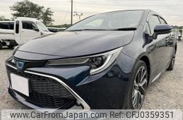 toyota corolla-sport 2018 quick_quick_6AA-ZWE211H_ZWE211-1001085