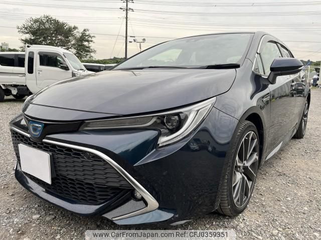 toyota corolla-sport 2018 quick_quick_6AA-ZWE211H_ZWE211-1001085 image 1