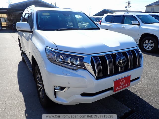 toyota land-cruiser-prado 2020 24631507 image 1