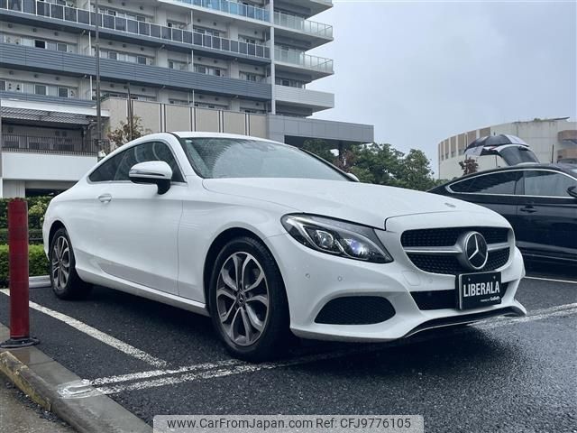 mercedes-benz c-class 2017 CFJ9776105 image 1