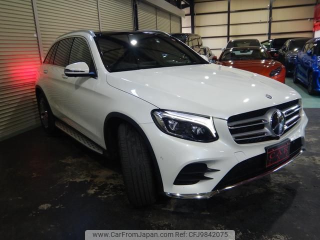 mercedes-benz glc-class 2016 quick_quick_253946C_WDC2539462F060768 image 2