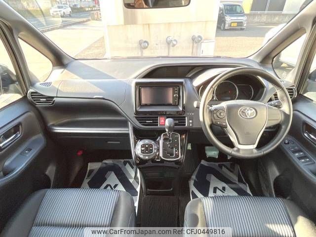 toyota voxy 2017 -TOYOTA--Voxy DBA-ZRR80W--ZRR80-0318301---TOYOTA--Voxy DBA-ZRR80W--ZRR80-0318301- image 2