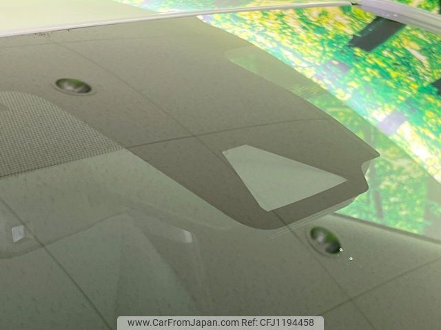 toyota aqua 2023 -TOYOTA--AQUA 6AA-MXPK11--MXPK11-2144040---TOYOTA--AQUA 6AA-MXPK11--MXPK11-2144040- image 2