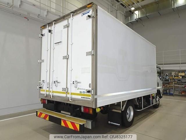 isuzu elf-truck 2017 CFJ8325177 image 2
