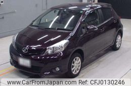 toyota vitz 2014 -TOYOTA 【三重 502ﾊ1986】--Vitz DBA-NSP135--NSP135-2036513---TOYOTA 【三重 502ﾊ1986】--Vitz DBA-NSP135--NSP135-2036513-