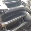 toyota voxy 2016 CFJ1659172 image 14