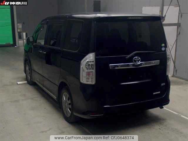 toyota voxy 2013 -TOYOTA--Voxy ZRR70W--ZRR70-0555242---TOYOTA--Voxy ZRR70W--ZRR70-0555242- image 2