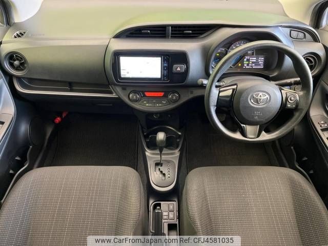 toyota vitz 2017 -TOYOTA--Vitz DAA-NHP130--NHP130-2000726---TOYOTA--Vitz DAA-NHP130--NHP130-2000726- image 2