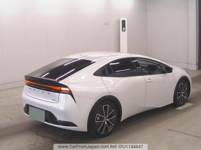 toyota prius 2023 quick_quick_6AA-MXWH60_MXWH60-4018579 image 2
