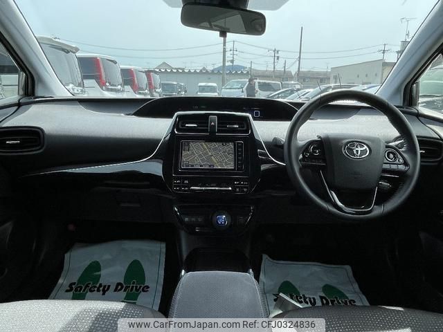 toyota prius 2019 quick_quick_ZVW55_ZVW55-6005354 image 2