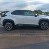 toyota yaris-cross 2022 CFJ1647149 image 3
