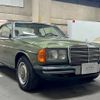 mercedes-benz medium-class 1982 GOO_JP_700057071230241219002 image 3