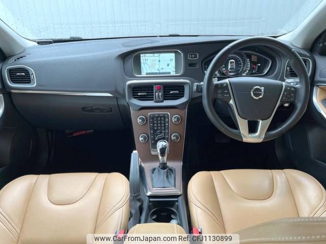 volvo v40 2017 -VOLVO--Volvo V40 LDA-MD4204T--YV1MZA8RDH2127137---VOLVO--Volvo V40 LDA-MD4204T--YV1MZA8RDH2127137- image 2