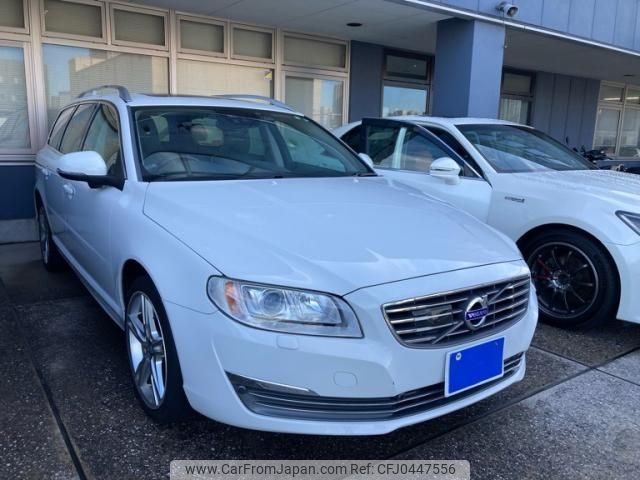 volvo v70 2016 -VOLVO--Volvo V70 DBA-BB420W--YV1BW40MDG1353583---VOLVO--Volvo V70 DBA-BB420W--YV1BW40MDG1353583- image 2