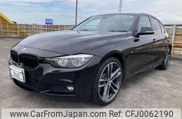 bmw 3-series 2018 quick_quick_DBA-8E15_WBA8E36050NU82011