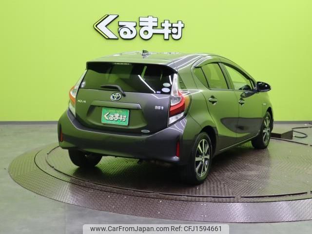 toyota aqua 2017 CFJ1594661 image 2