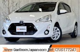 toyota aqua 2014 -TOYOTA--AQUA DAA-NHP10--NHP10-2401653---TOYOTA--AQUA DAA-NHP10--NHP10-2401653-