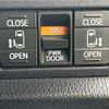 toyota voxy 2016 quick_quick_ZRR80W_ZRR80-0284897 image 6