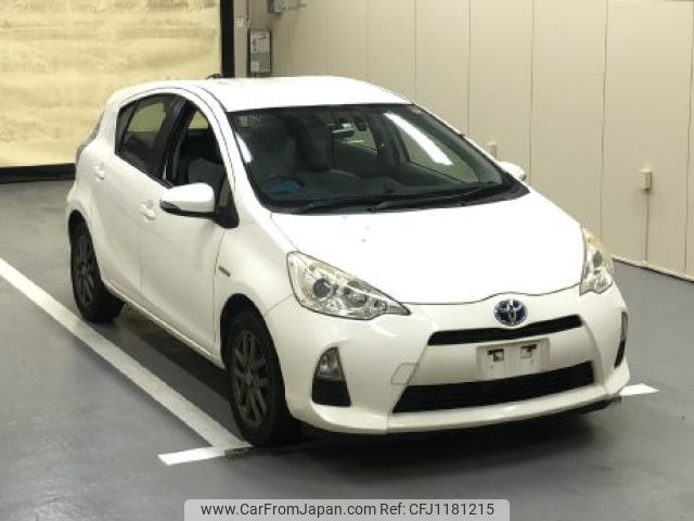 toyota aqua 2014 -TOYOTA--AQUA NHP10-6301680---TOYOTA--AQUA NHP10-6301680- image 1