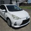 toyota aqua 2012 CFJ1447083 image 1