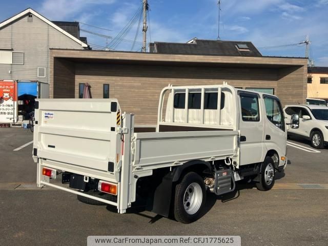 hino dutro 2024 CFJ1775625 image 2