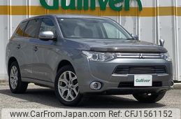 mitsubishi outlander-phev 2013 CFJ1561152