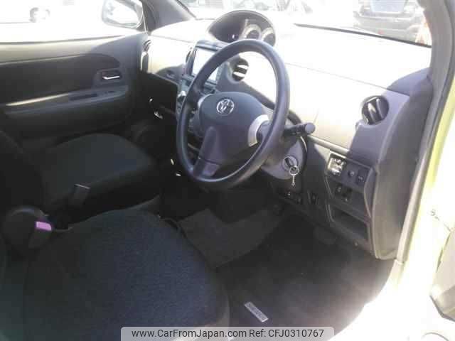 toyota sienta 2011 TE3672 image 2