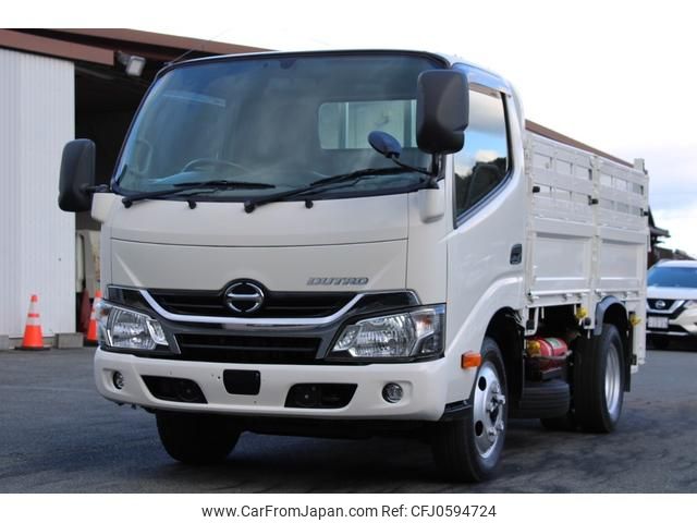 hino dutro 2017 GOO_NET_EXCHANGE_0230013A30241224W001 image 2