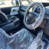 toyota voxy 2010 CFJ1577065 image 15