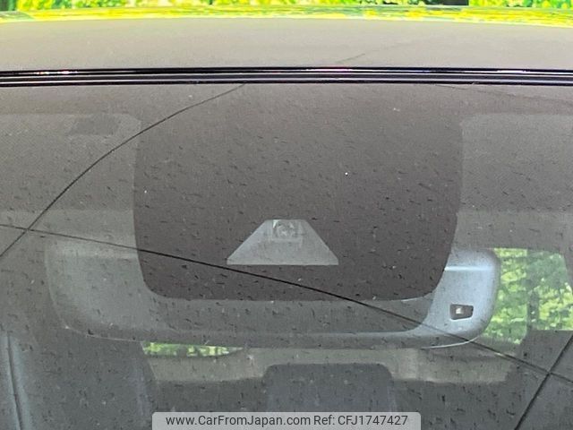 toyota corolla-cross 2022 CFJ1747427 image 2