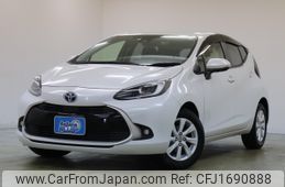 toyota aqua 2022 CFJ1690888